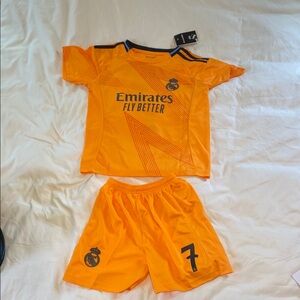 Kids Ronaldo Soccer Jersey Set Emirates